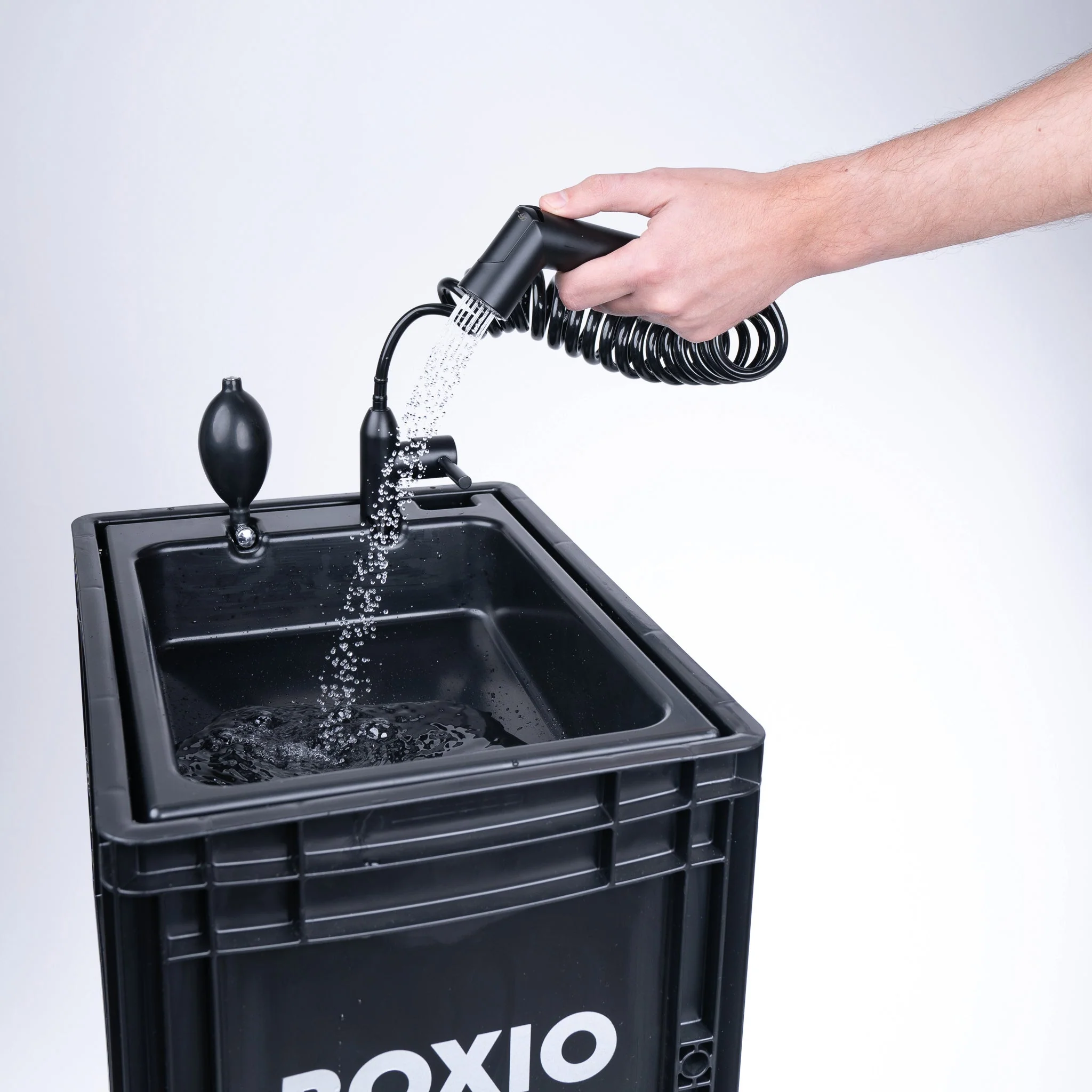 Boxio Wash Plus Portable Sink Starter Set - Image 4