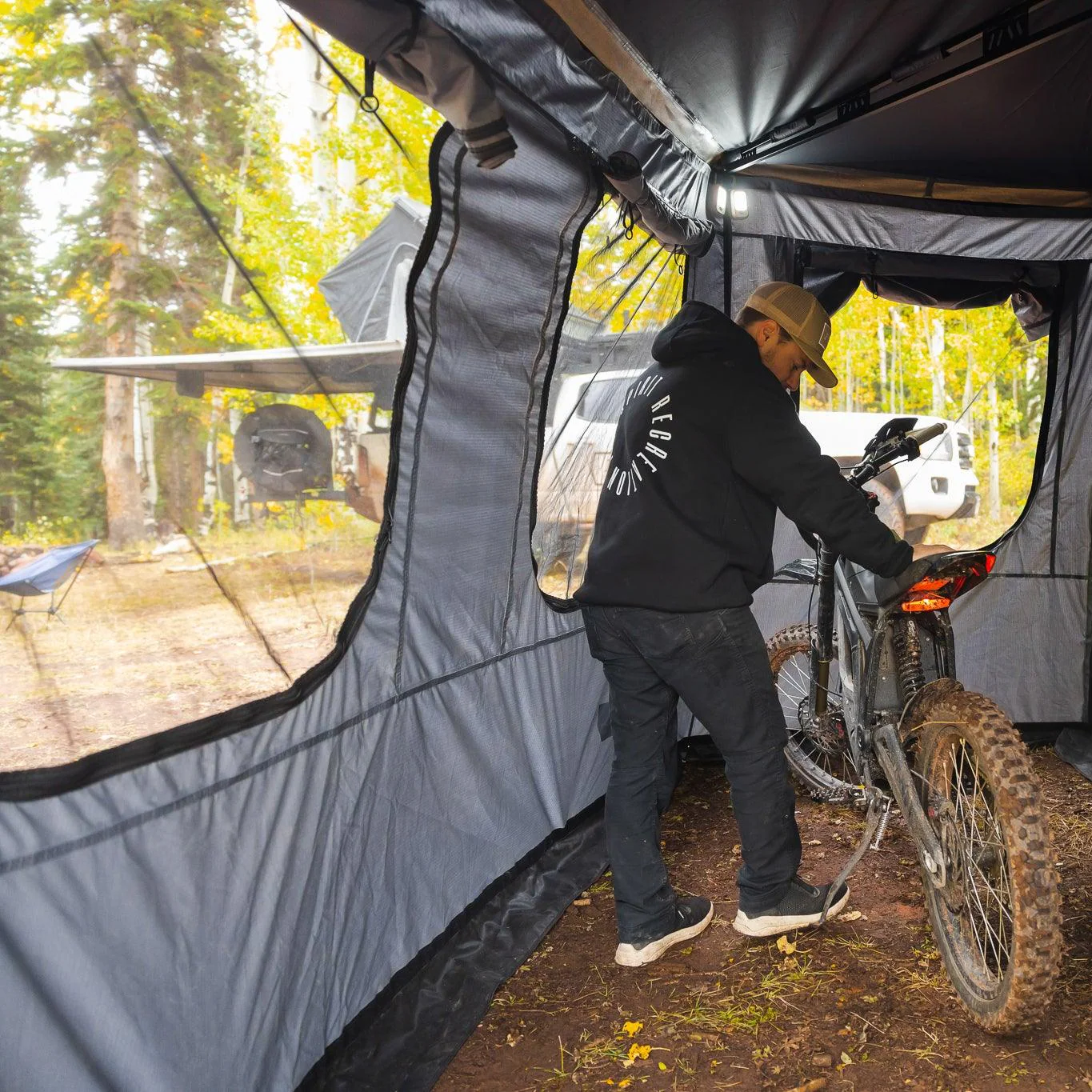 FSR 270 Awning Room - Image 5