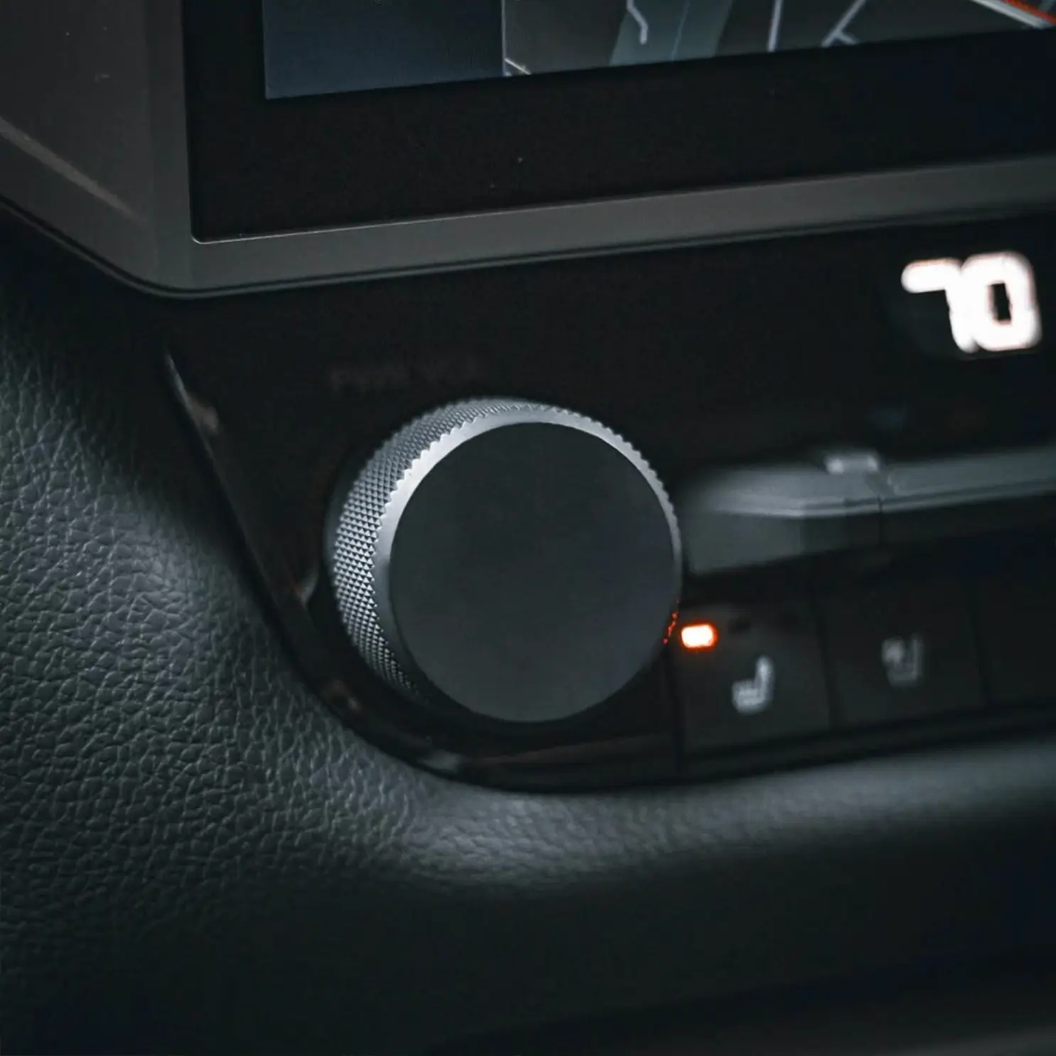 Mace MFG Plain Volume Knobs for Tundra (2020-2025)/ Sequoia (2022-2025)
