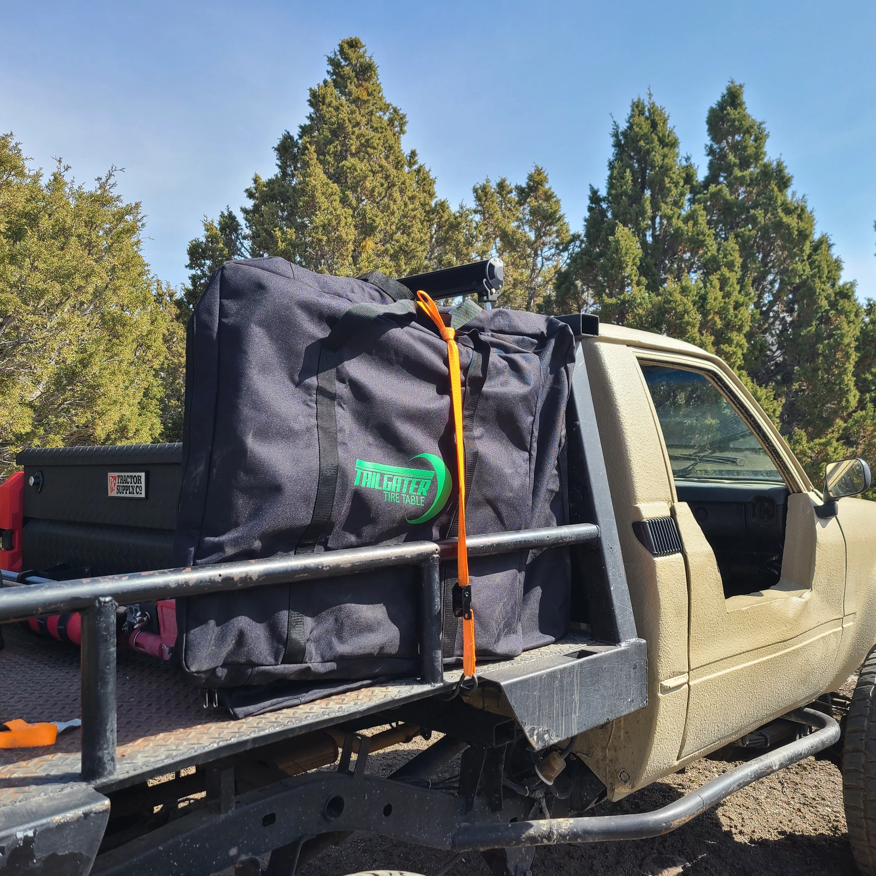 Tail Gater Tire Table Table Bags - Image 6
