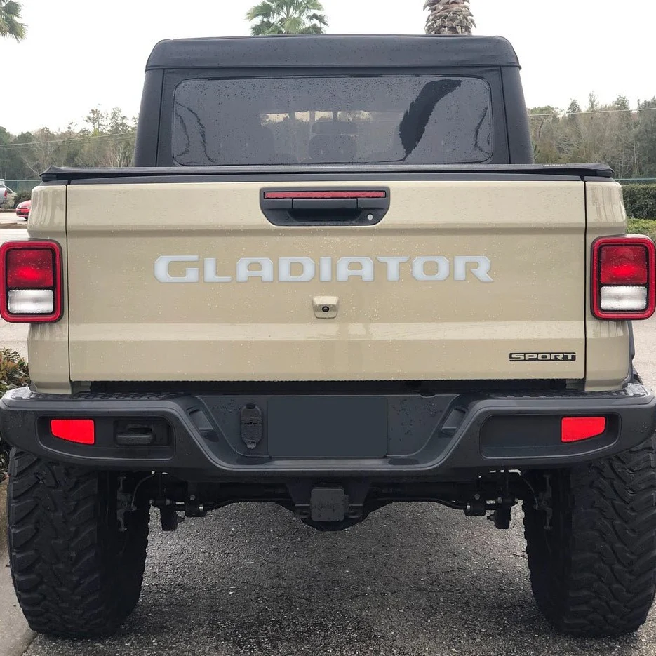 Tufskinz Tailgate Accent Trim for Jeep Gladiator (2020-2024) - Image 12